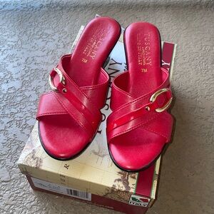 Tuscany Women's Red Wedge Sandal NEW